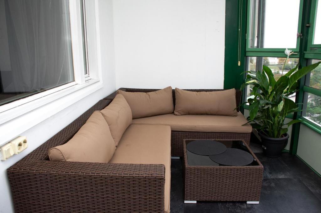 Entire Apartment Malmoe 2 Bedrooms-Tv Lounge-Balcony Exterior photo